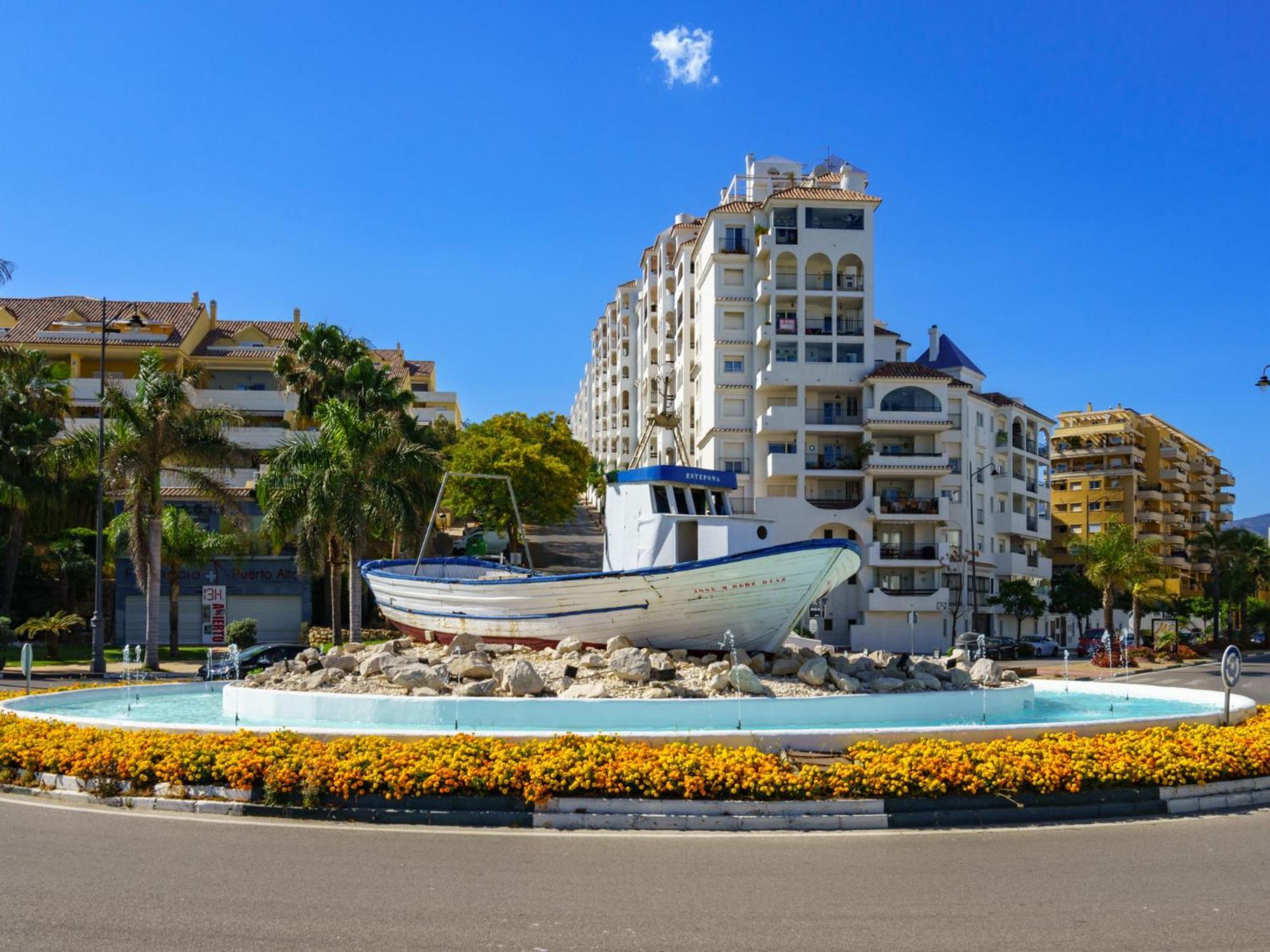 Apartment Reina Sofia II By Interhome Estepona Bagian luar foto